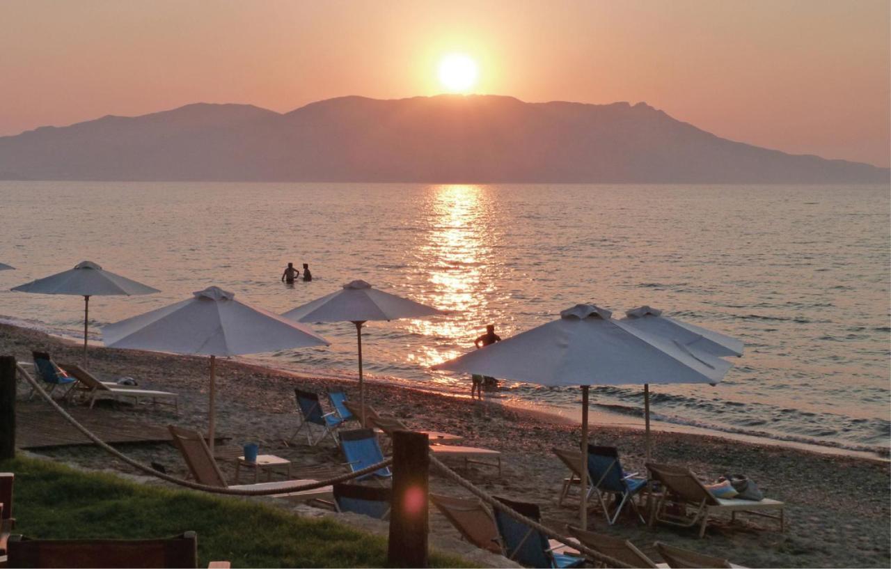 Azure Beach Villas Kissamos Bagian luar foto